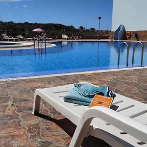 Apartment Hübsche Mit 2 Schlafzimmern, Pool Und Wlan, Strandnähe, Callao Salvaje
